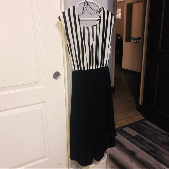 Forever 21 striped dress - Picture 1 of 5
